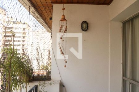 Varanda Sala de apartamento à venda com 3 quartos, 170m² em Pompeia, São Paulo