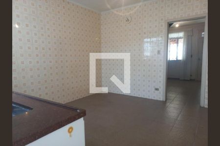 Foto 06 de casa à venda com 3 quartos, 130m² em Vila Prudente, São Paulo
