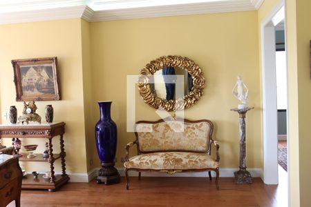 Sala 1 de apartamento à venda com 2 quartos, 216m² em Vila Nova Conceição, São Paulo