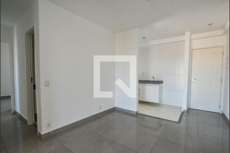 Sala de apartamento à venda com 3 quartos, 61m² em Vila Curuçá, Santo André