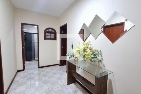 Corredor de casa para alugar com 3 quartos, 420m² em Parque Nova Esperanca, Duque de Caxias