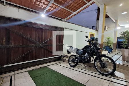Garagem de casa para alugar com 3 quartos, 420m² em Parque Nova Esperanca, Duque de Caxias