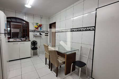 Cozinha de casa para alugar com 3 quartos, 420m² em Parque Nova Esperanca, Duque de Caxias