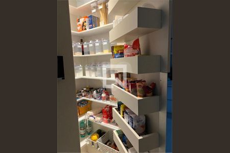 Casa à venda com 3 quartos, 800m² em Jardim Guedala, São Paulo