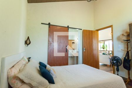 semi suite de casa de condomínio à venda com 4 quartos, 400m² em Casa Branca, Brumadinho