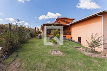 Quintal de casa de condomínio à venda com 4 quartos, 400m² em Casa Branca, Brumadinho