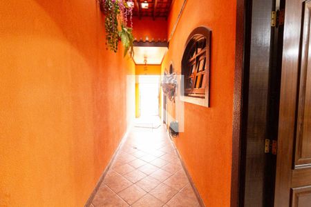 Corredor da entrada de casa à venda com 4 quartos, 380m² em Vila Nova Utinga, São Paulo