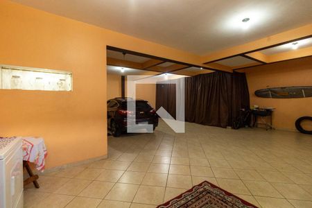 Garagem de casa à venda com 4 quartos, 380m² em Vila Nova Utinga, São Paulo