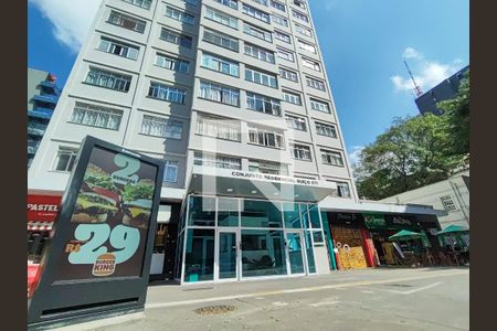 Fachada de apartamento para alugar com 3 quartos, 106m² em Jardins, São Paulo