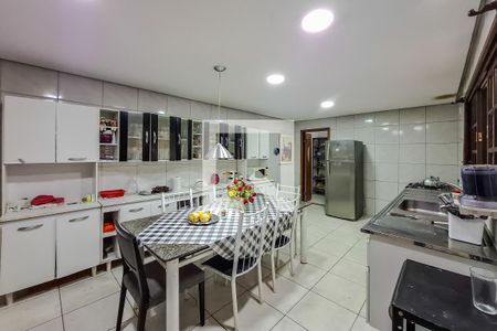 Cozinha de casa à venda com 4 quartos, 200m² em Cambuci, São Paulo