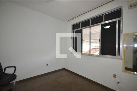 Quarto 1 de apartamento para alugar com 3 quartos, 83m² em Vila Valqueire, Rio de Janeiro