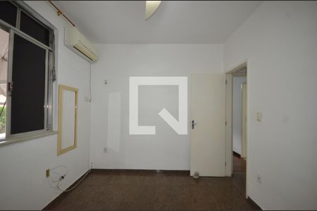Quarto 1 de apartamento para alugar com 3 quartos, 83m² em Vila Valqueire, Rio de Janeiro