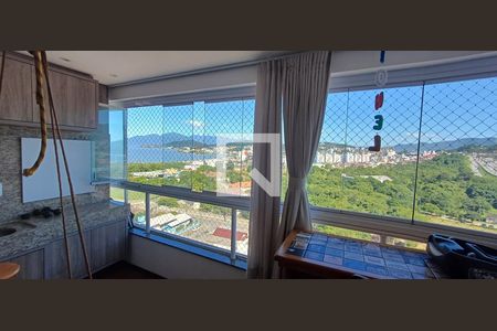 Vista da Sacada de apartamento para alugar com 3 quartos, 135m² em Kobrasol, São José
