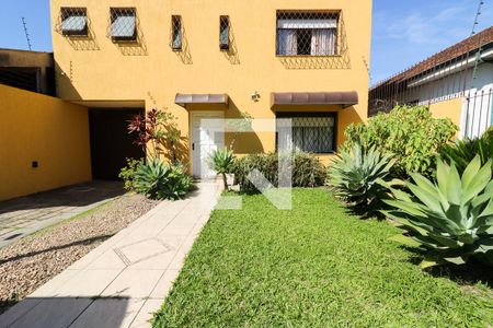 Jardim de casa à venda com 3 quartos, 308m² em Partenon, Porto Alegre
