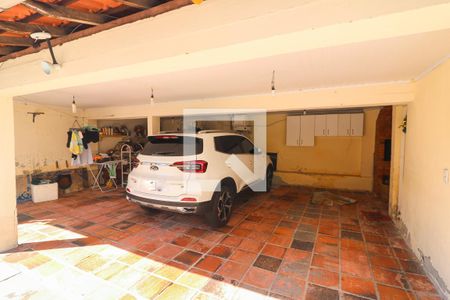 Garagem de casa à venda com 3 quartos, 308m² em Partenon, Porto Alegre