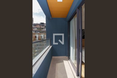 Varanda de kitnet/studio para alugar com 1 quarto, 25m² em Sumarezinho, São Paulo