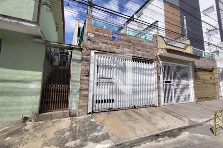 Fachada de casa à venda com 2 quartos, 156m² em Jardim Maringa, São Paulo