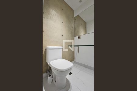 Banheiro de apartamento à venda com 2 quartos, 70m² em Usina Piratininga, São Paulo