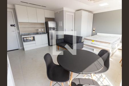 Sala/Cozinha de apartamento para alugar com 1 quarto, 31m² em Belenzinho, São Paulo