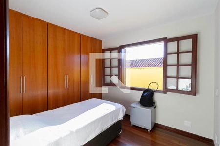 Quarto 1 de casa à venda com 6 quartos, 343m² em Itapoã, Belo Horizonte