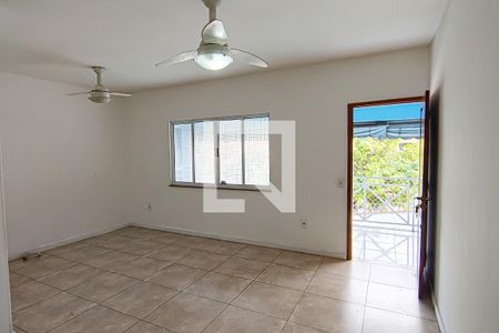 Sala de apartamento para alugar com 3 quartos, 100m² em Taquara, Rio de Janeiro