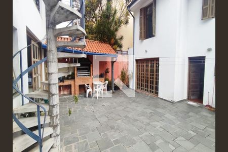 Casa à venda com 4 quartos, 270m² em Vila Cruzeiro, São Paulo