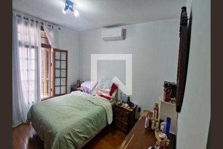 Casa à venda com 4 quartos, 270m² em Vila Cruzeiro, São Paulo