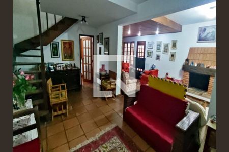 Casa à venda com 4 quartos, 270m² em Vila Cruzeiro, São Paulo