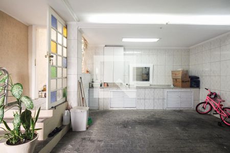 Garagem  de casa à venda com 3 quartos, 200m² em Vila Aricanduva, São Paulo
