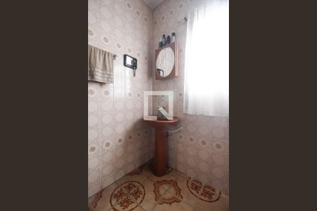 Banheiro de casa à venda com 2 quartos, 154m² em Jardim Franca, São Paulo