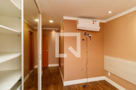 Suíte de apartamento para alugar com 2 quartos, 76m² em Vila Leonor, São Paulo