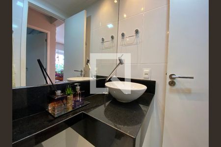 Banheiro de apartamento para alugar com 1 quarto, 100m² em Rio Vermelho, Salvador