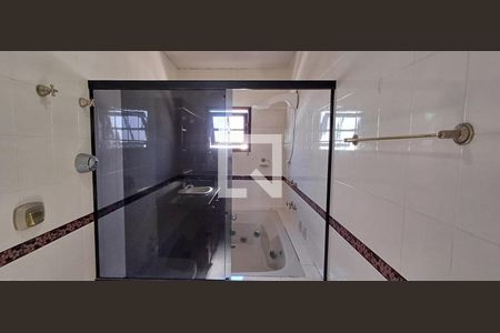 Banheiro da Suíte de casa para alugar com 5 quartos, 248m² em Campinas, São José