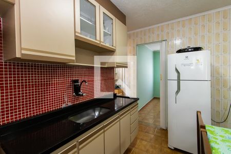 Cozinha de apartamento para alugar com 2 quartos, 52m² em Conjunto Habitacional Padre Manoel da Nobrega, São Paulo
