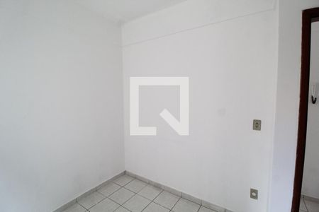 Quarto 2 de apartamento para alugar com 2 quartos, 50m² em Santa Mônica, Uberlândia