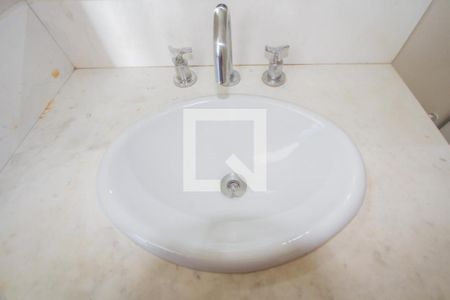 Banheiro de apartamento à venda com 1 quarto, 51m² em Vila Gertrudes, São Paulo