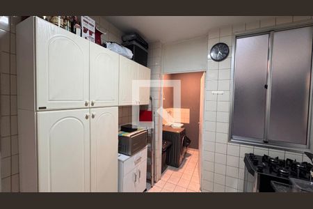 Cozinha de apartamento à venda com 2 quartos, 60m² em Jardim Pauliceia, Campinas