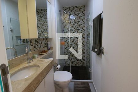 Banheiro de apartamento à venda com 1 quarto, 37m² em Presidente Altino, Osasco