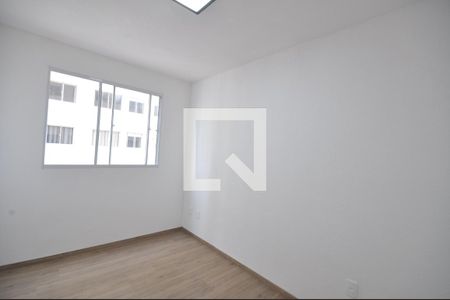 Quarto 2 de apartamento para alugar com 2 quartos, 42m² em Vila Santos, São Paulo