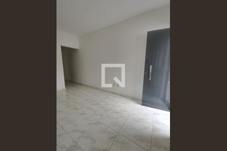 Sala de casa para alugar com 3 quartos, 100m² em Arvoredo II, Contagem