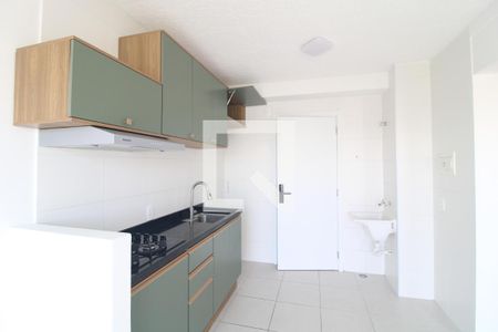 Sala/Cozinha de apartamento à venda com 2 quartos, 36m² em Socorro, São Paulo