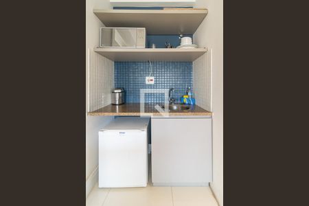 Cozinha de apartamento para alugar com 1 quarto, 36m² em Itaim Bibi, São Paulo