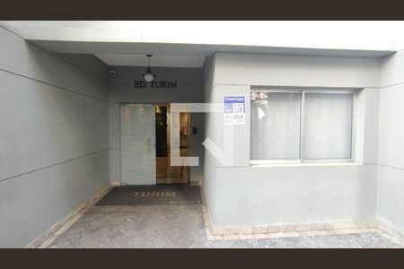 Fachada+ Placa de apartamento para alugar com 2 quartos, 58m² em Fundação, São Caetano do Sul