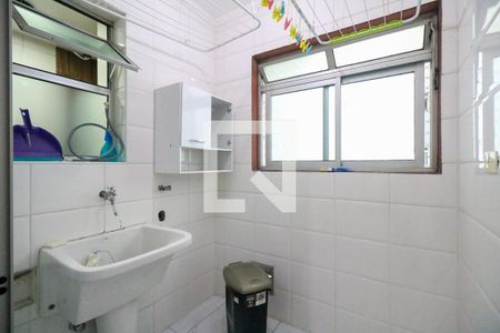 Área de Serviço de apartamento para alugar com 2 quartos, 58m² em Fundação, São Caetano do Sul