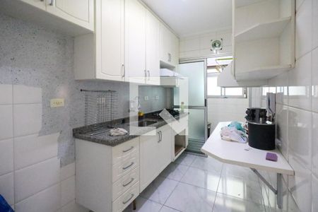 Banheiro de apartamento para alugar com 2 quartos, 58m² em Fundação, São Caetano do Sul