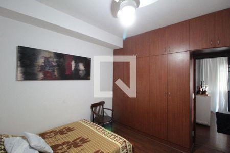 Casa à venda com 551m², 5 quartos e 6 vagasSuite 4