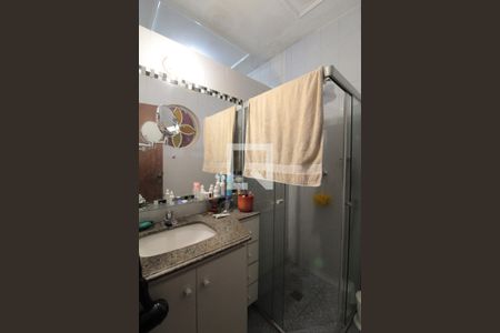 Casa à venda com 551m², 5 quartos e 6 vagasBanheiro da Suite 2