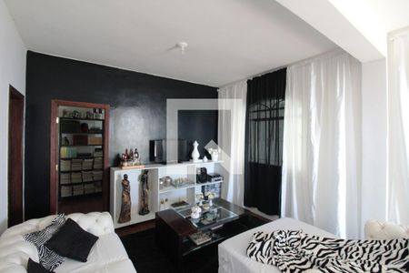 Sala de TV de casa à venda com 5 quartos, 551m² em Engenho Nogueira, Belo Horizonte