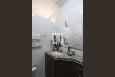 Casa à venda com 551m², 5 quartos e 6 vagasBanheiro Social