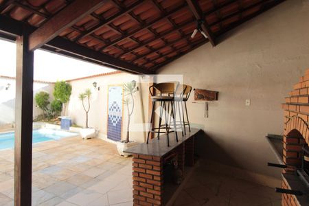 Casa à venda com 551m², 5 quartos e 6 vagasÁrea Gourmet